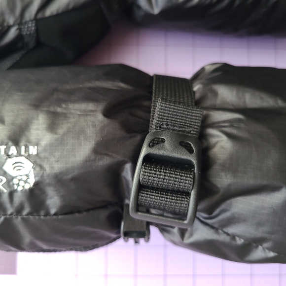 GORE-TEX Mounrain Hardwear Winter Weather Ski Snow Black Mittens Gloves Utility - Picture 3 of 6